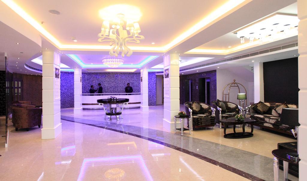 The Pgs Vedanta Hotel Kochi ภายนอก รูปภาพ